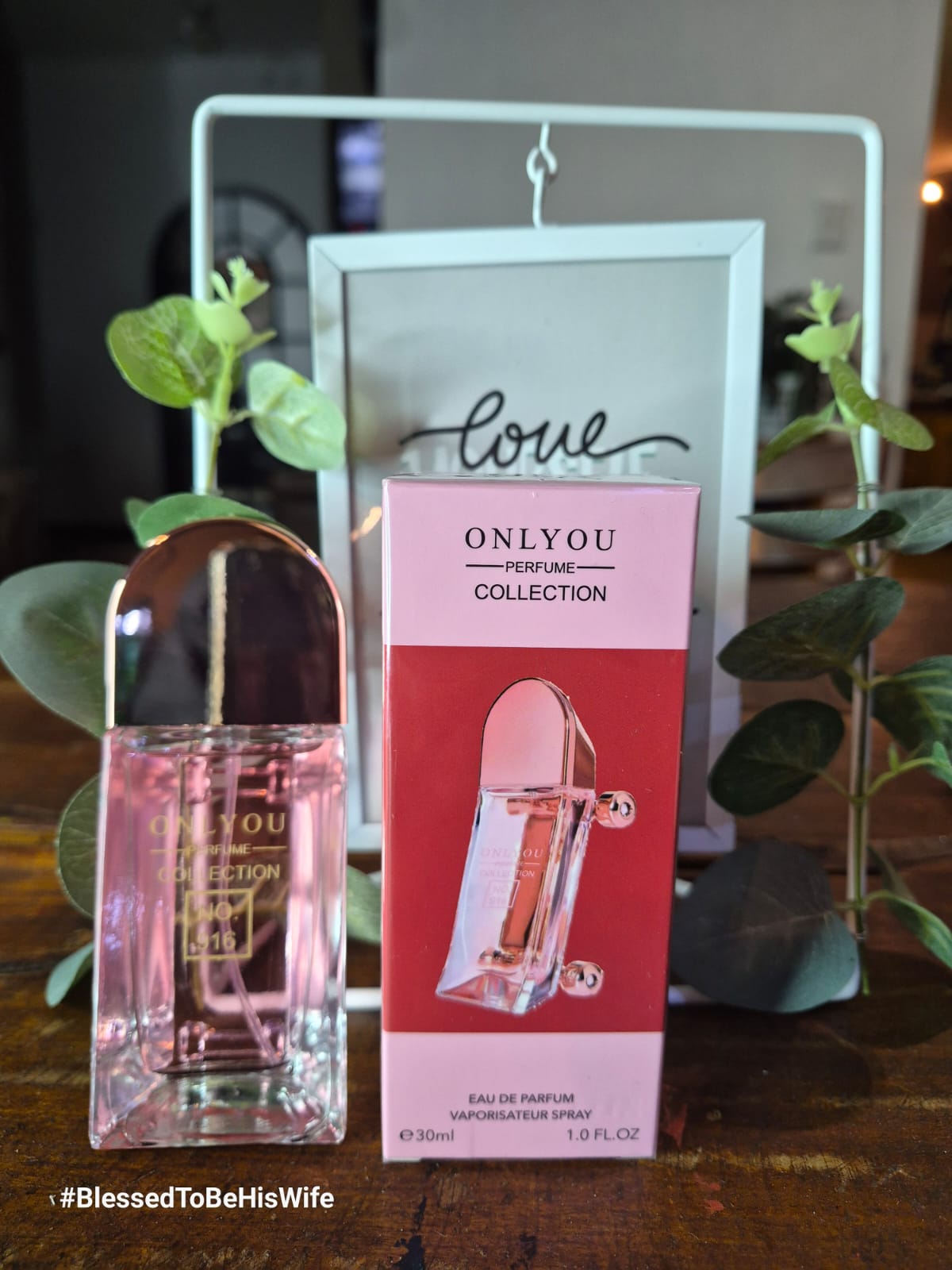 Red 57 - Only You No 916 - 30ml - Carolina Herrera 212 Heroes